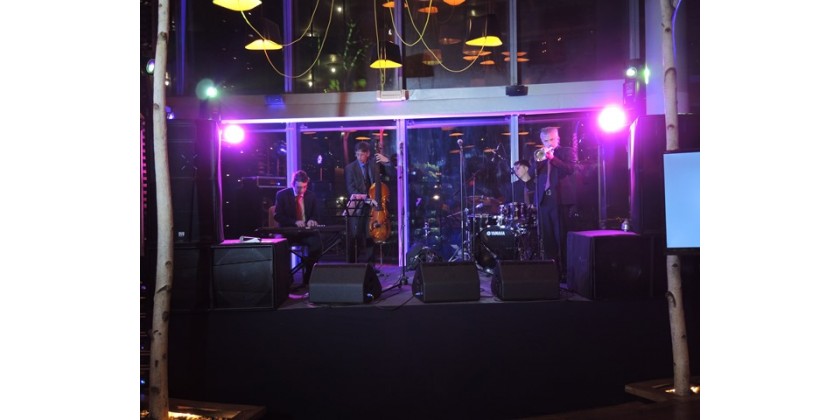 Выступление группы Just Friends на корпоративном мероприятие в ресторане Sixty 29.10.2014.