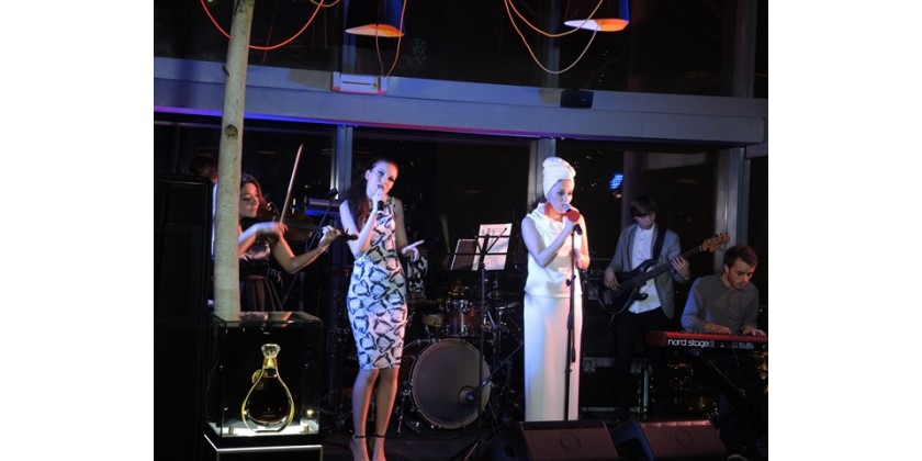 Выступление певицы Asta в ресторане Sixty 18.12.2014.